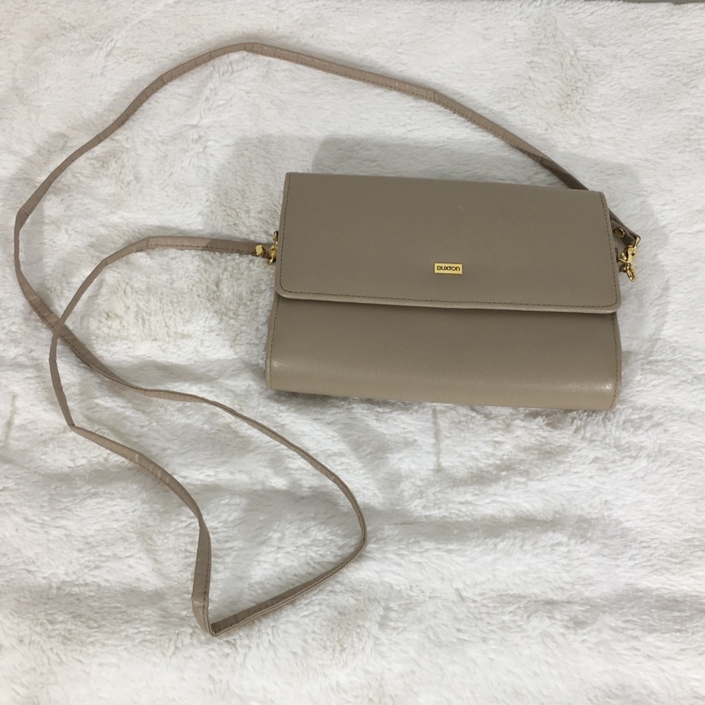Buxton Beige leather clutch Crossbody purse
